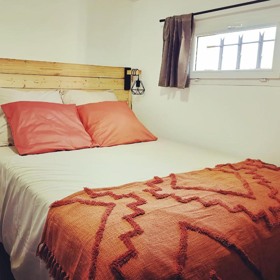 Maison De Vacances L'Hote Champetre Campagne Arlesienne Екстериор снимка