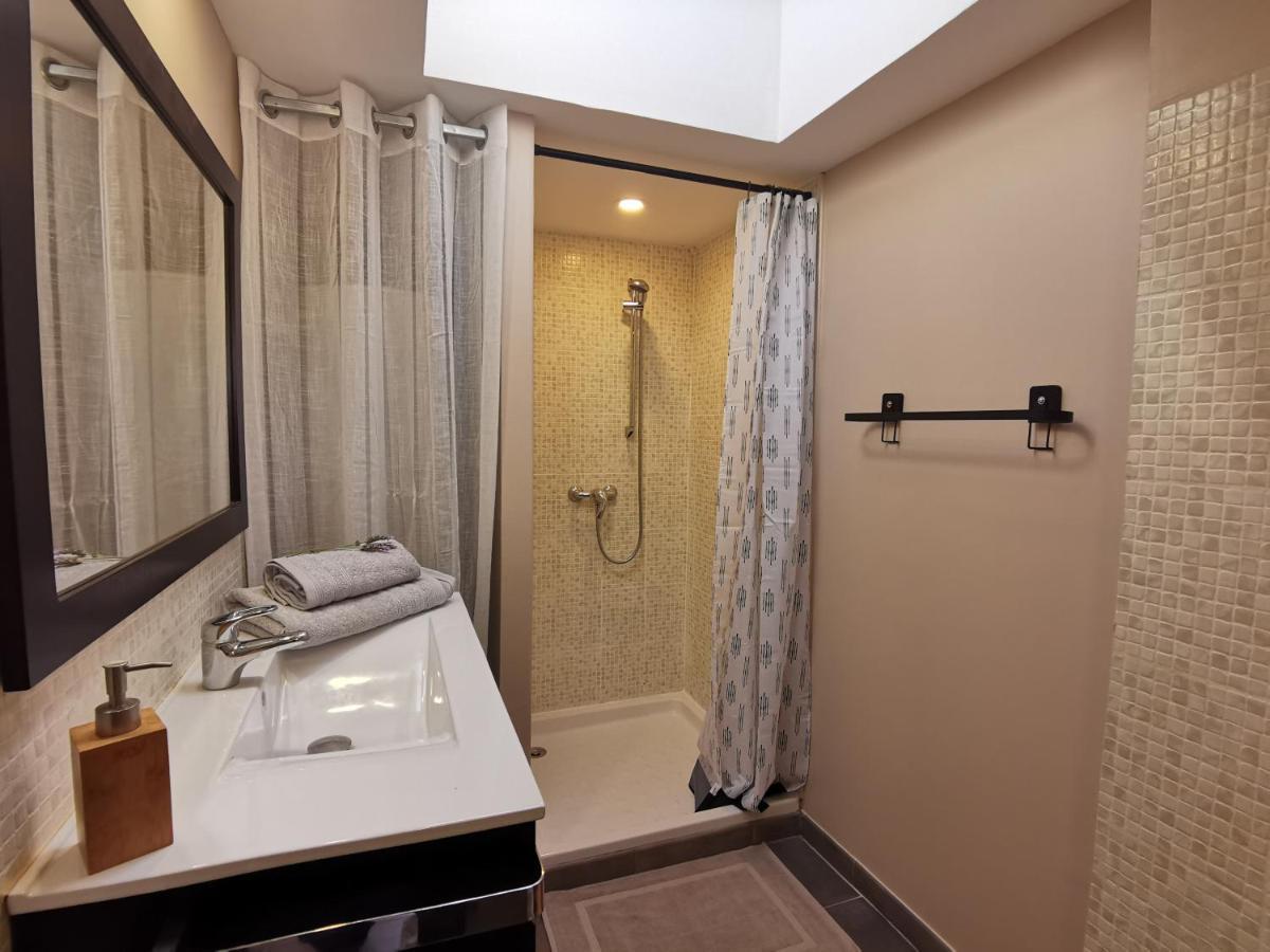 Maison De Vacances L'Hote Champetre Campagne Arlesienne Екстериор снимка